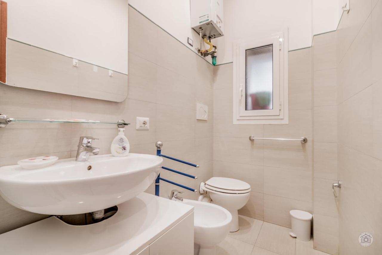 Athena'S Apartment โรม ภายนอก รูปภาพ